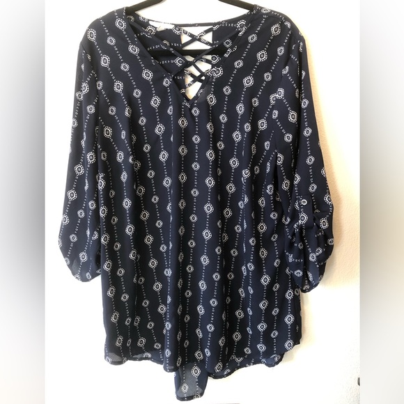 Maurices Size 1 Cross Front Roll Tab Blouse - Picture 1 of 6